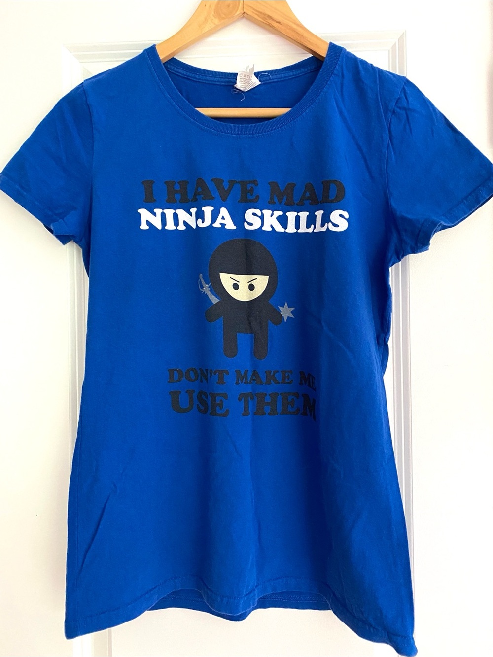 “Mad Ninja Skills” Blue Graphic Tee — Size women’s M